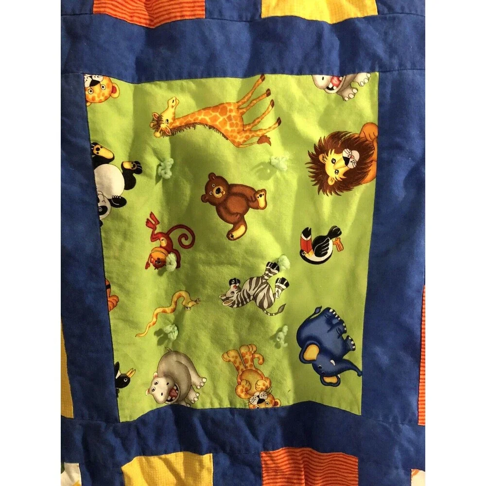 ABC & Animals Quilt Child Baby Blanket Nursery Wall Decor Handmade 38x32 GUC